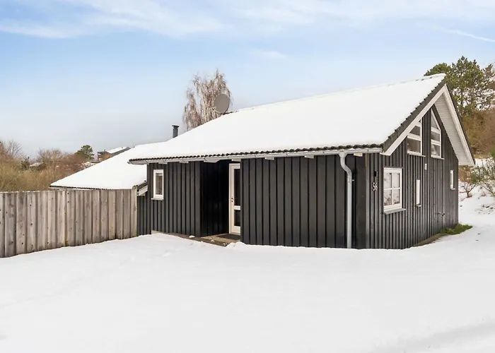 Family-friendly With And Sauna * Knebel